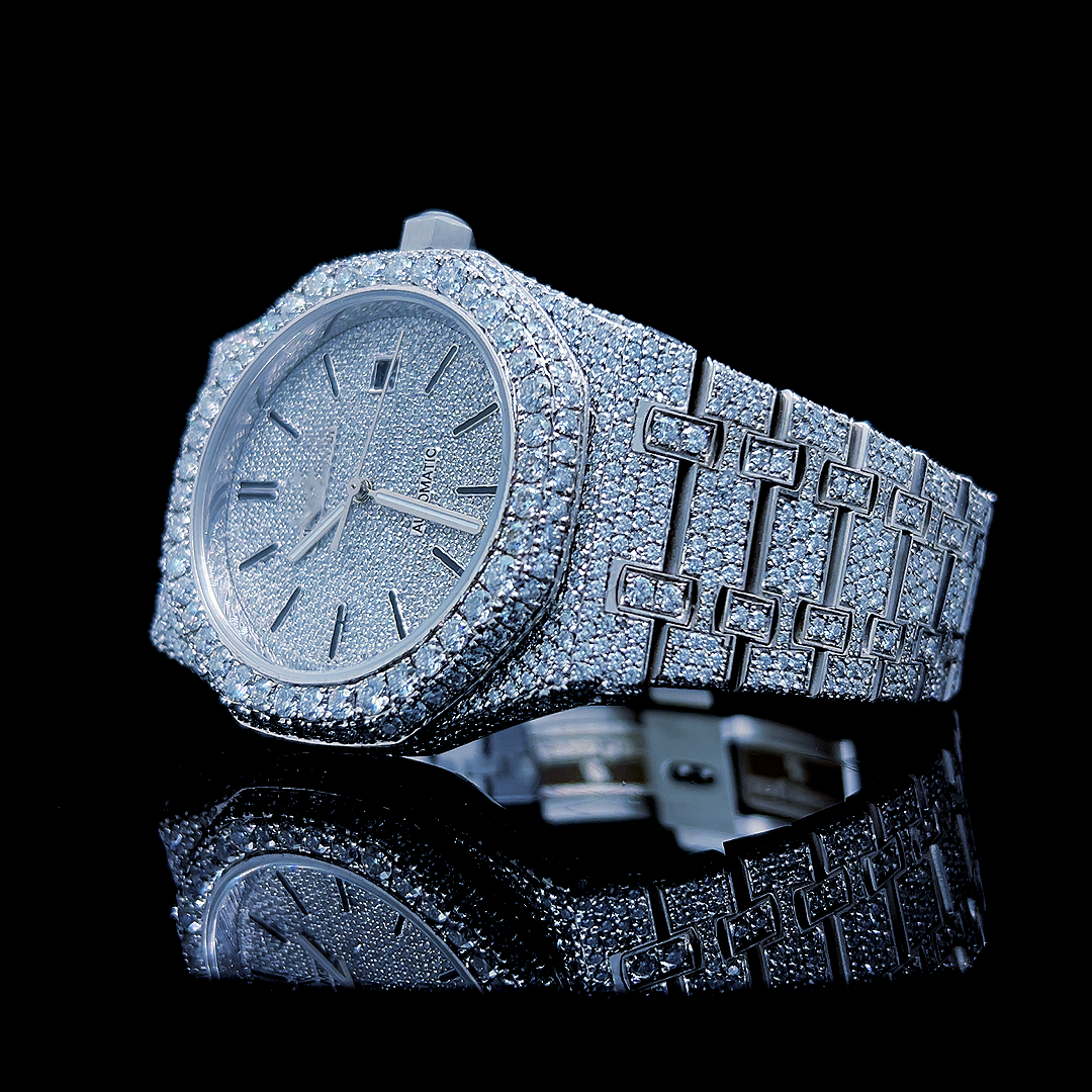 Circle Iced Out Men’s Watch – White with Pure Diamonds ELV-DW-004